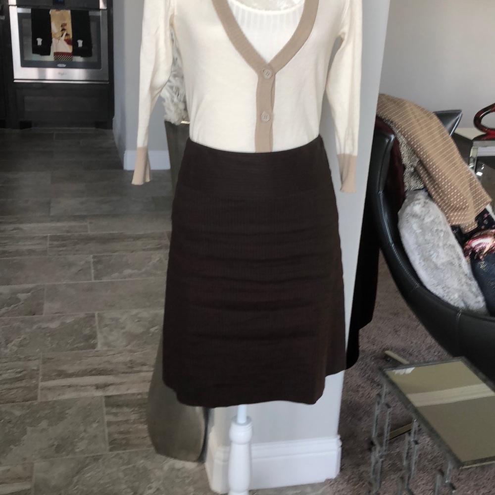 Banana Republic skirt with cream pencil stripes!
